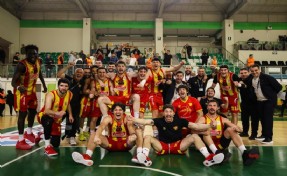 Göztepe adını yarı finale yazdırdı