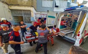 İzmir İtfaiyesi'nden kurtarma operasyonu