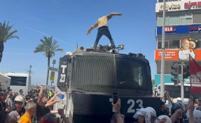 İzmir'de TOMA'nın üstüne çıkmıştı: Çıkarıldığı mahkemece tutuklandı!