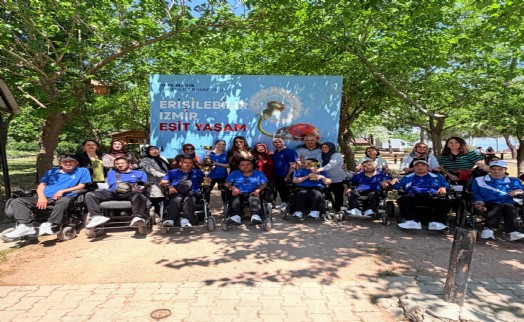 İzmir’de engeller dayanışma ve dostlukla aşıldı