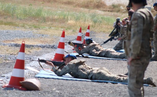 Jandarma Piyade Tüfeği ve Tabanca Atış Yarışması'nın kazananları belli oldu
