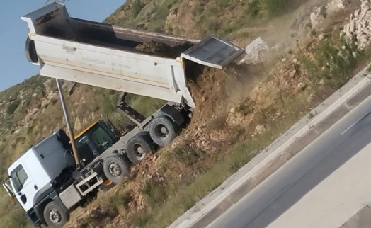 Karabağlar’daki hayvan pazarı tartışması yargıya taşındı: AK Ocaklar'dan belediyeye suç duyurusu