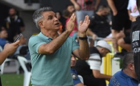 Karşıyaka'da Basatemür'den veda