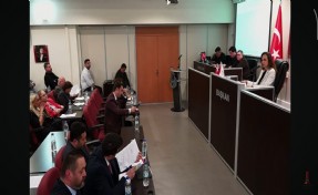 Karşıyaka'da Pazar Yeri gerilimi! Başkan Ünsal: 'Bilmem nasıl engellersiniz ama vazgeçmiş değilim'