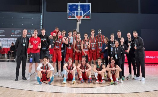 Karşıyaka ile Petkimspor, gençlerde farklı performans sergiledi