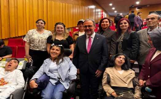 Kasapoğlu: Engelliliği anayasal bir hak zeminine AK Parti iktidarları oturttu