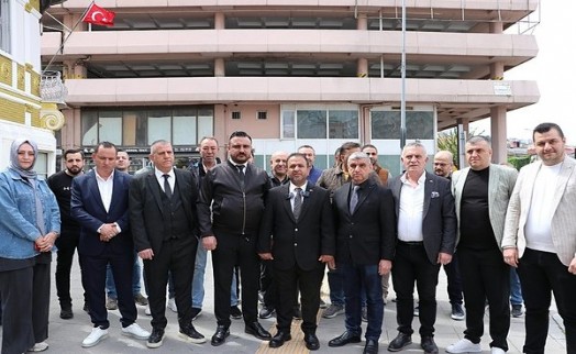 Kemeraltı esnafından Tugay'ın o sözlerine dikkat çeken yanıt: 'Takımları giydik tiplerimizi düzelttik!'