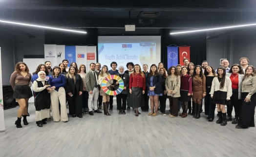 Konak’a gençler için 50 bin dolarlık iklim hibesi