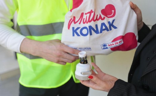 Konak’tan su tasarrufu hamlesi: Ücretsiz perlatör dağıtımı başladı