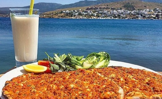 Lahmacun Bodrum'da sezonu bol acılı açıyor!