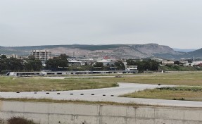 MHP'li Altınkeser'den Tugay'a İzmir Yarış Pisti çıkışı! Atıl durumda kaderine mi terk edeceksiniz ?
