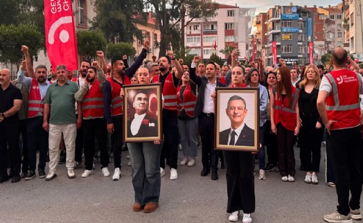 Polis zoruyla tahliye, Özgür Özel'in memleketi Manisa'da da protesto edildi