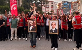 Polis zoruyla tahliye, Özgür Özel'in memleketi Manisa'da da protesto edildi