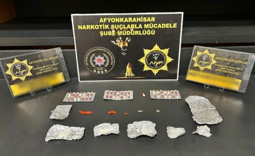 Sokak satıcılarına operasyon: 2 şüpheli tutuklandı