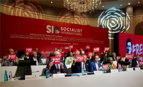 Sosyalist Enternasyonal'den mutlak butlan tepkisi: Türkiye’nin demokratik sistemine vurulmuş bir darbedir
