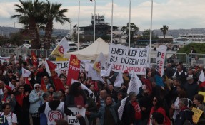 TKP'den 1 Mayıs mitingi: 'İşçilerin cici maskesi takmış düşmanları!'