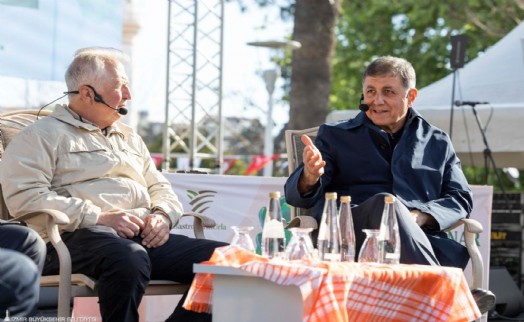 Urla Enginar Festivali coşkuyla başladı: Tugay’dan gastronomi ve arkeoloji vurgusu