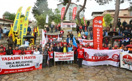 Urla’da 1 Mayıs mesajı: 'Adalet olmadan huzur olmaz'
