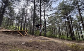 Yeni parkurda adrenalin dolu festival