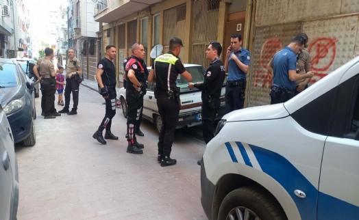 'Dur' ihtarına uymadı, hem ehliyetsiz hem silahlı çıktı: Cezası dudak uçuklattı!