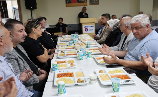 'Ehlibeyt sevgisi,hakkı,hukuku ön planda tutan her inançta insanın ortak paydasıdır'