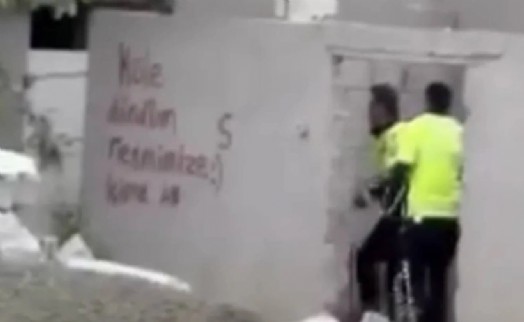 'İki polis vatandaşı köşeye çekip dövdü' iddiası gündem oldu: Soruşturma başlatıldı