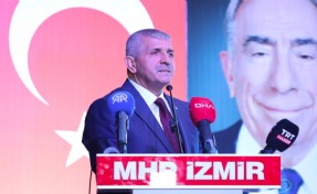 MHP’li Şahin Karabağlar Kongresi’nde net konuştu: Ya silahlar gömülecek, ya silahlarıyla gömülecekler!