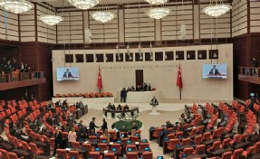 'Öcalan'a özgürlük' mitingi Meclis'i karıştırdı!