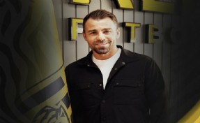 Aliağa FK'da sportif direktör Erdem Özgenç'le yollar ayrıldı