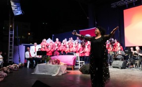 Aliağa'da Emel Taşçıoğlu rüzgarı