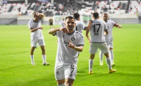 Altay'da Caner ve Emre'den ihtar