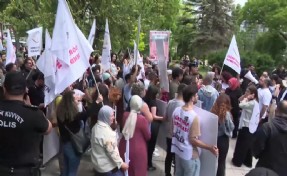 Ankara'da öğretmenlere yine polis müdahalesi: Eğitim-Sen Başkanı dahil çok sayıda gözaltı!