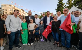 Başkan Tugay kiraz festivalinde: Bir ve bütünüz, gençler bu ülkenin emaneti