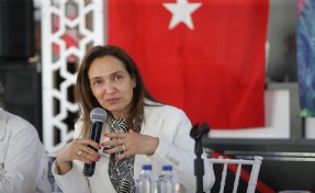 Başkan Ünsal Karşıyaka’yı halkla birlikte yönetiyor