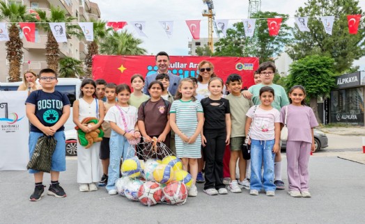 Bayraklı’da çevre duyarlılığı ödüllendirildi
