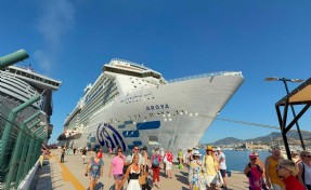 Bodrum'a 2 kruvaziyerle 4 bin 625 turist geldi