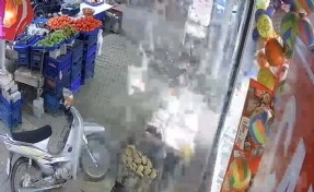 Bomba gibi patladı!  Sıcağın etkisiyle sirke dolu şişe infilak etti