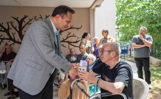 Bornova’da Babalar Günü’nde kuşaklar buluştu
