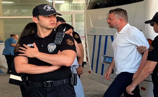 Buca'daki 'yolsuzluk' operasyonunda yeni gelişme: Görkem Duman'dan ilk fotoğraf!
