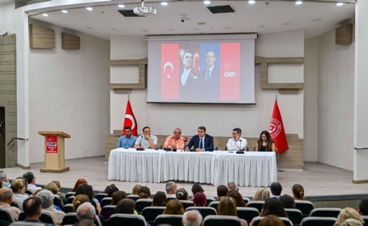 CHP Bornova’dan birlik mesajı: 'Cumhuriyet Halk Partisi geri adım atmayacak'