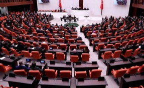CHP’de ihraçlar Meclis’e uzandı: Komisyon üyelikleri sonlandı