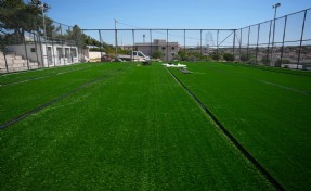 Çeşme Belediyesi'nden park ve spor alanlarında kapsamlı yenileme