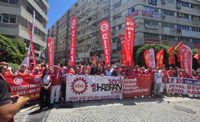 DİSK Ege 15-16 Haziran'ı unutmadı: Cumhuriyet ve Demokrasi İşçi Sınıfının Kırmızı Çizgisidir
