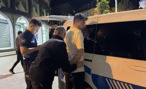 DMD’li Metehan için kurulan stanttaki bağış kutusundan para çalarken yakalandı