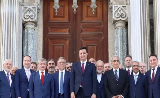 Erbakan isim verdi: Destekleyecekleri cumhurbaşkanı adayını açıkladı