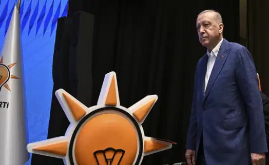 Erdoğan'dan partisine net mesaj: 'Yorulan varsa kenara gelsin dinlensin'
