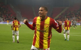 Göztepe'de Janderson'a talip çıktı