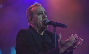 Haluk Levent söz verdi: 'Deprem bağışları için canlı yayında hesap vereceğim'