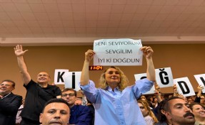 İmamoğlu doğum gününde hakim karşısında: Pankarta verdiği yanıt kahkahalara boğdu