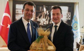 İmamoğlu'ndan CHP'li başkanın gözaltına alınmasına tepki